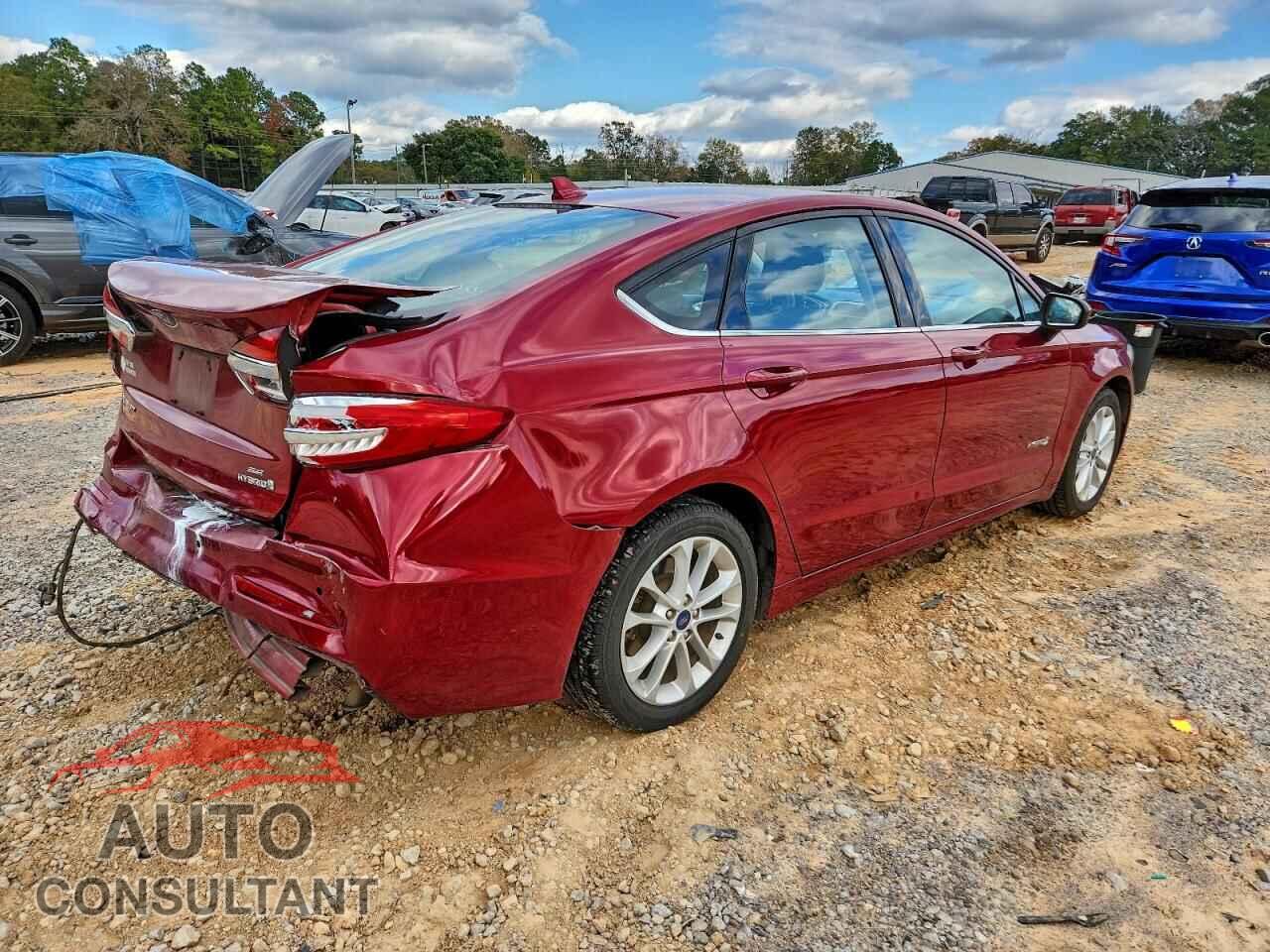 FORD FUSION 2019 - 3FA6P0LU4KR242559