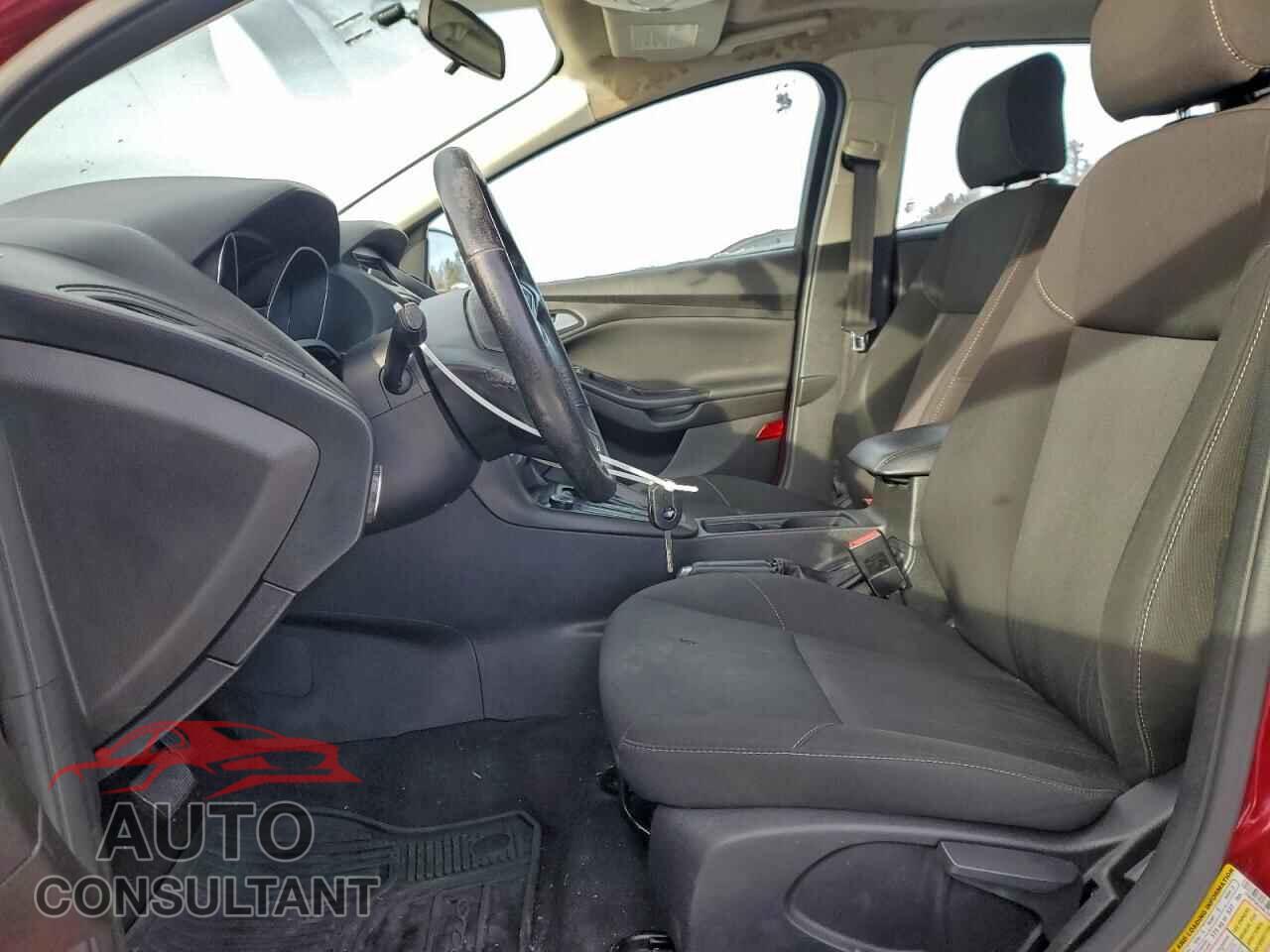 FORD FOCUS 2017 - 1FADP3H24HL250913