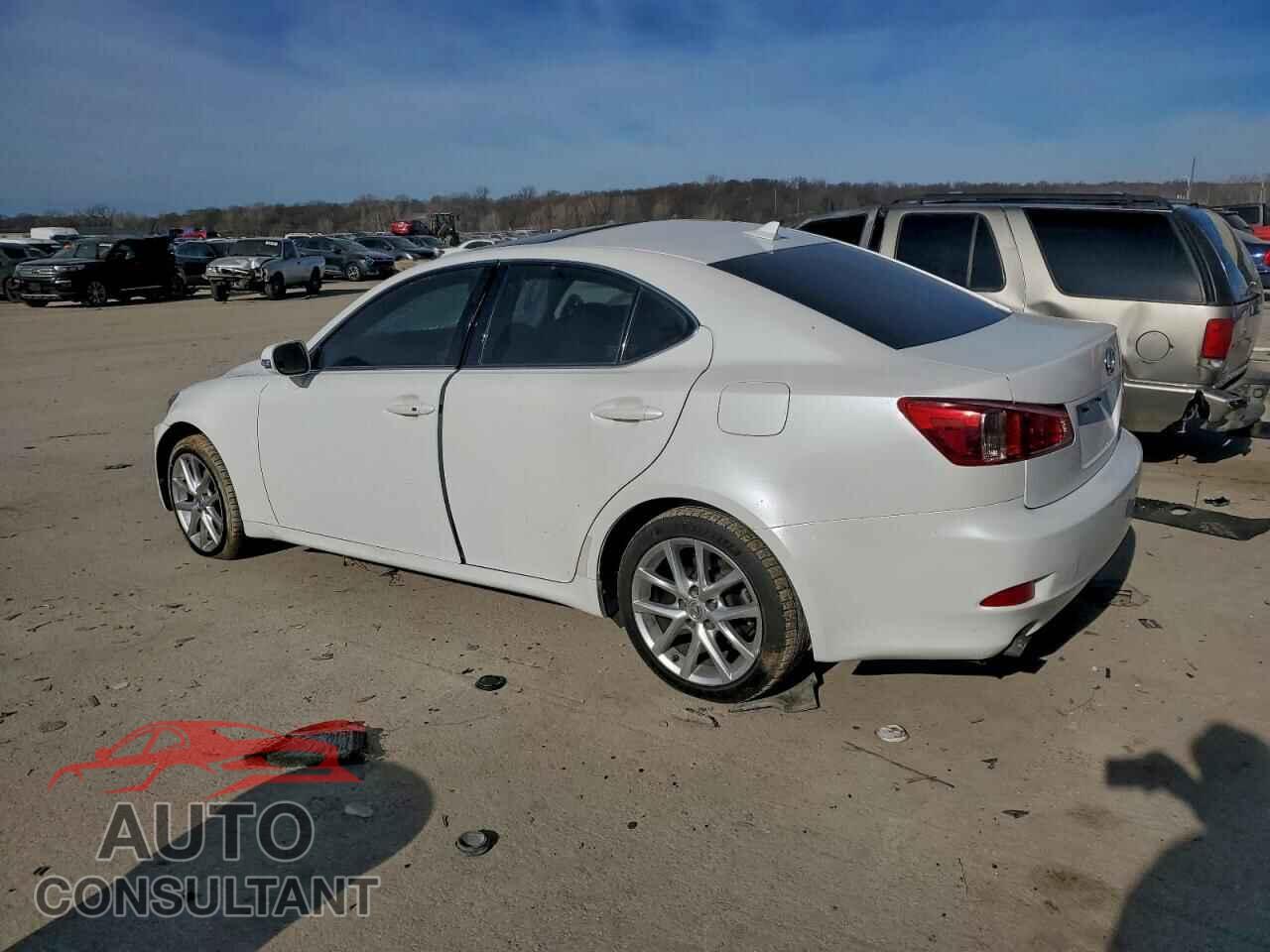 LEXUS IS 2011 - JTHCF5C28B5051191