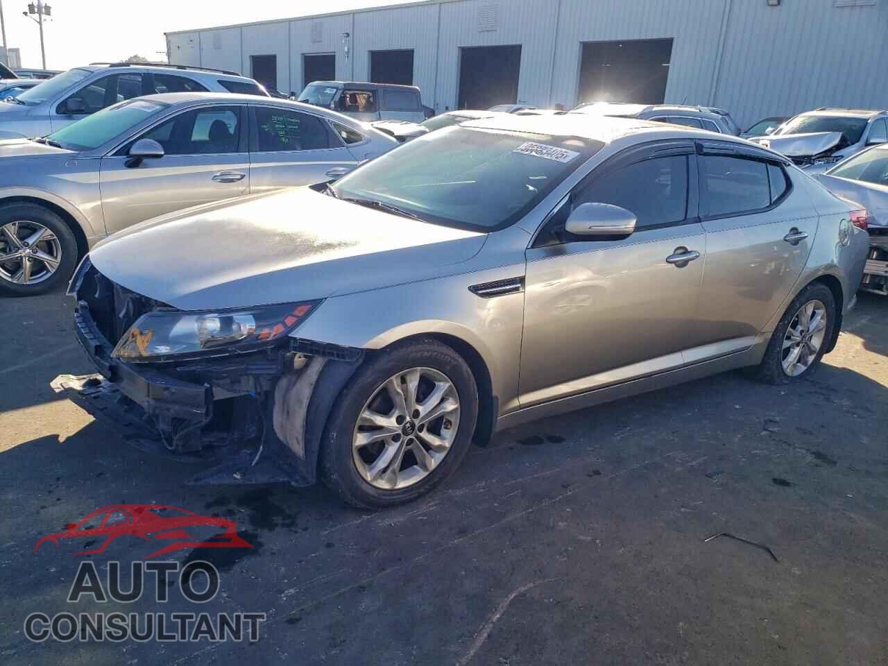 KIA OPTIMA 2011 - KNAGN4A77B5085134