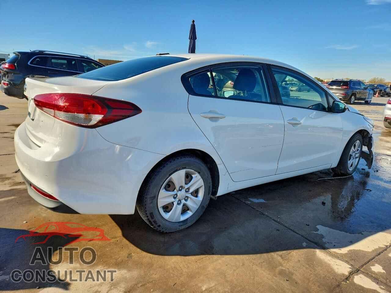 KIA FORTE 2017 - 3KPFK4A7XHE024560