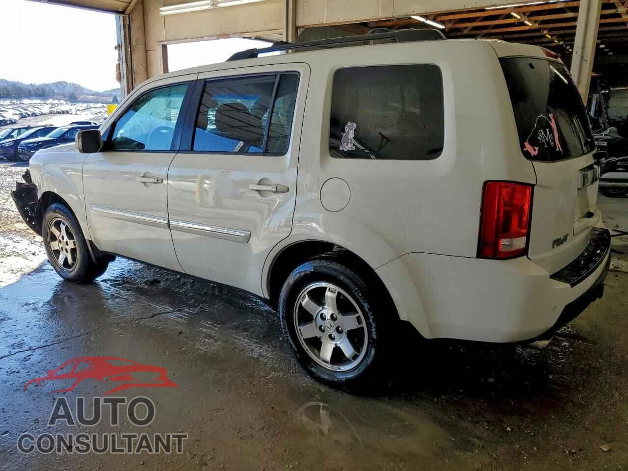 HONDA PILOT 2010 - 5FNYF3H80AB019972