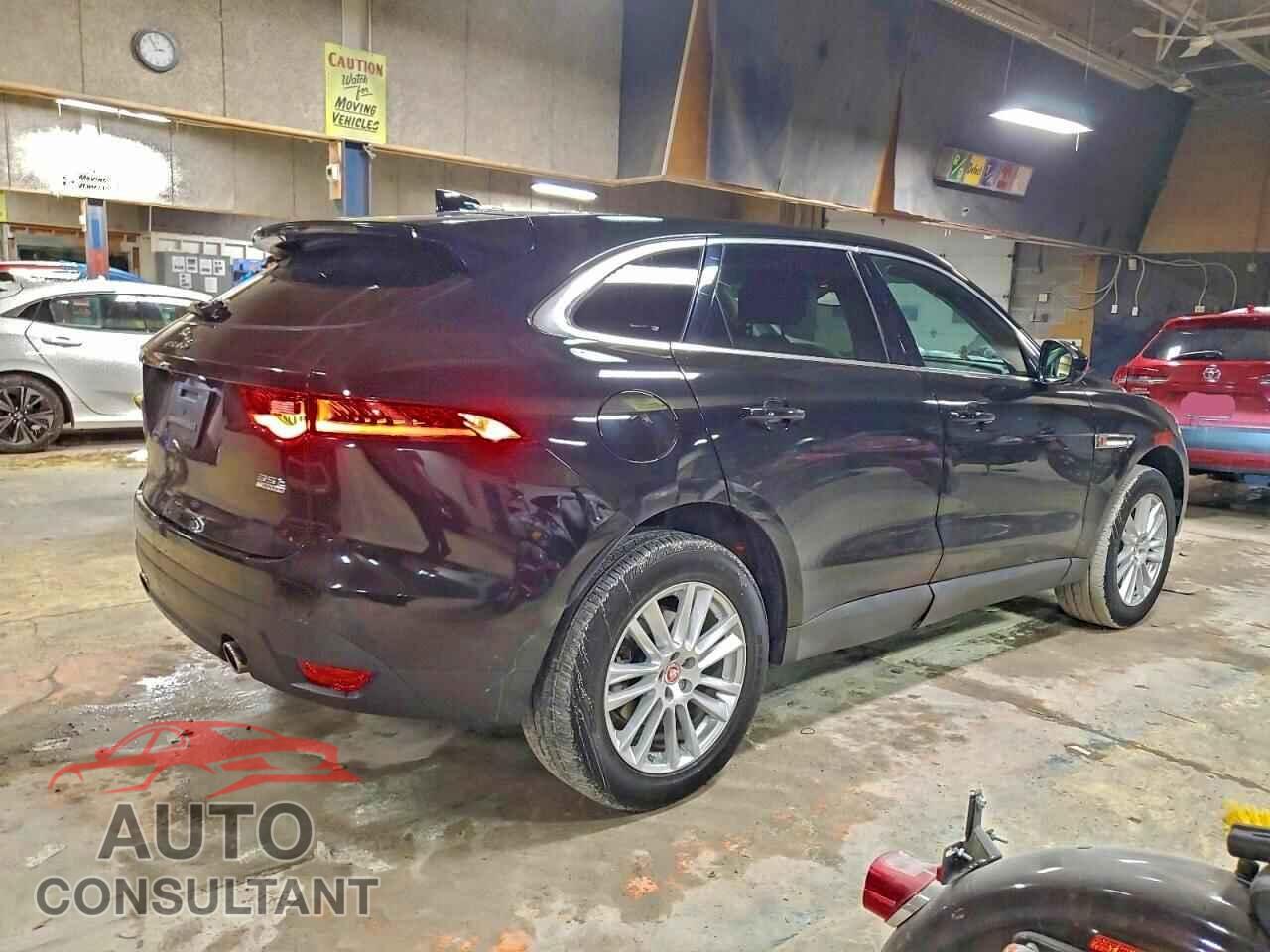 JAGUAR F-PACE 2017 - SADCK2BV5HA899704