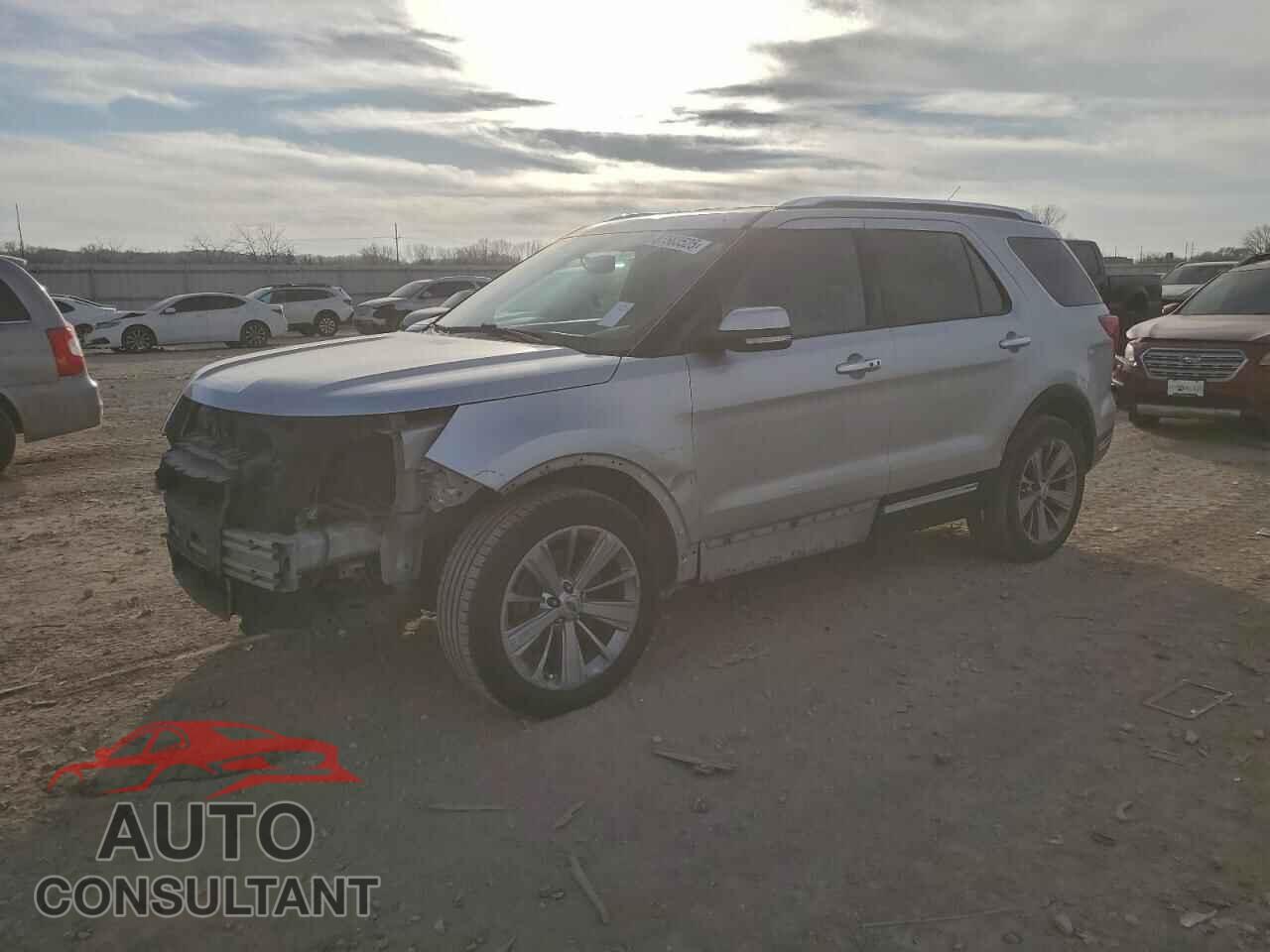 FORD EXPLORER 2018 - 1FM5K7F86JGB13669