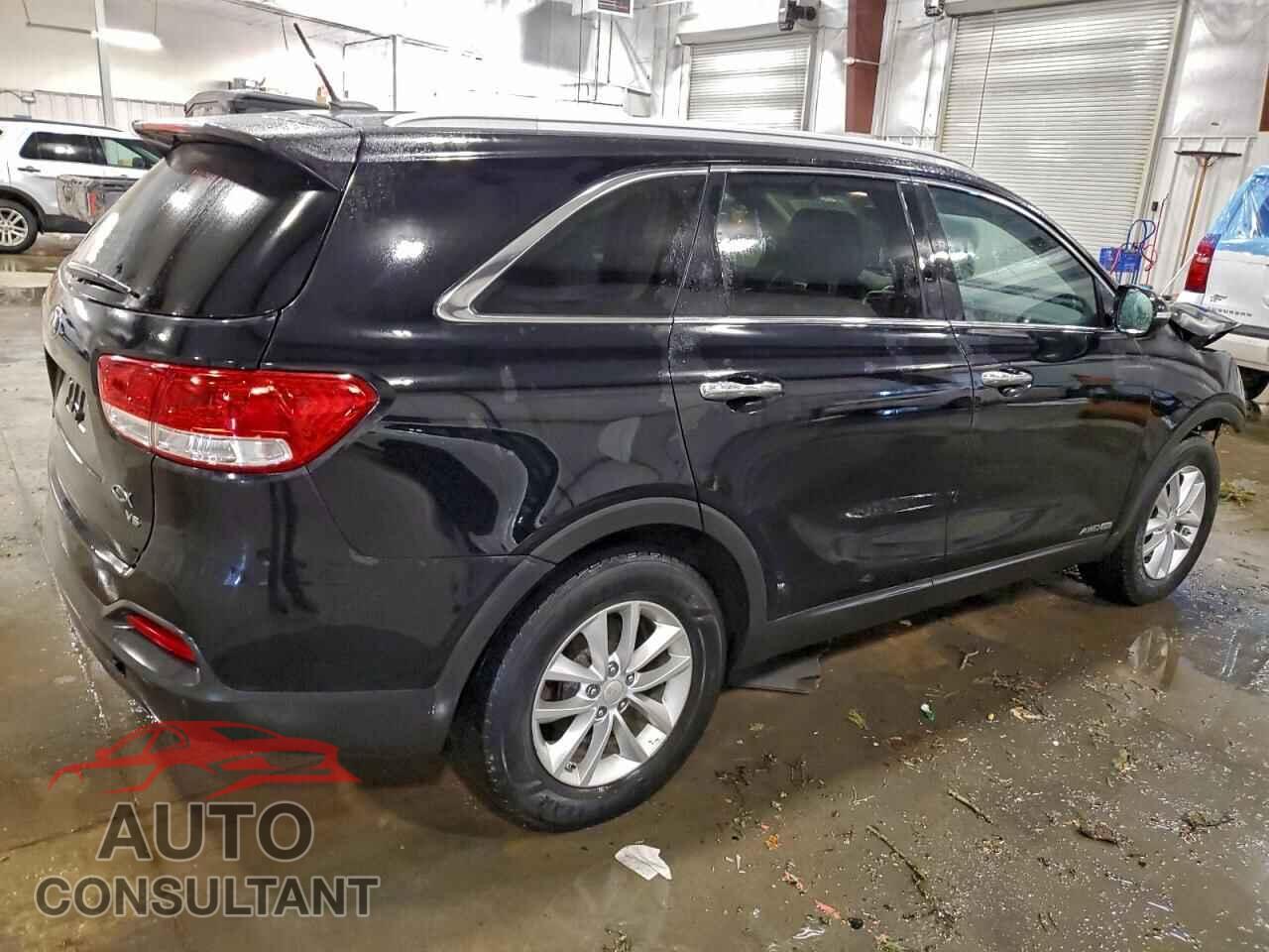 KIA SORENTO 2017 - 5XYPGDA52HG217874