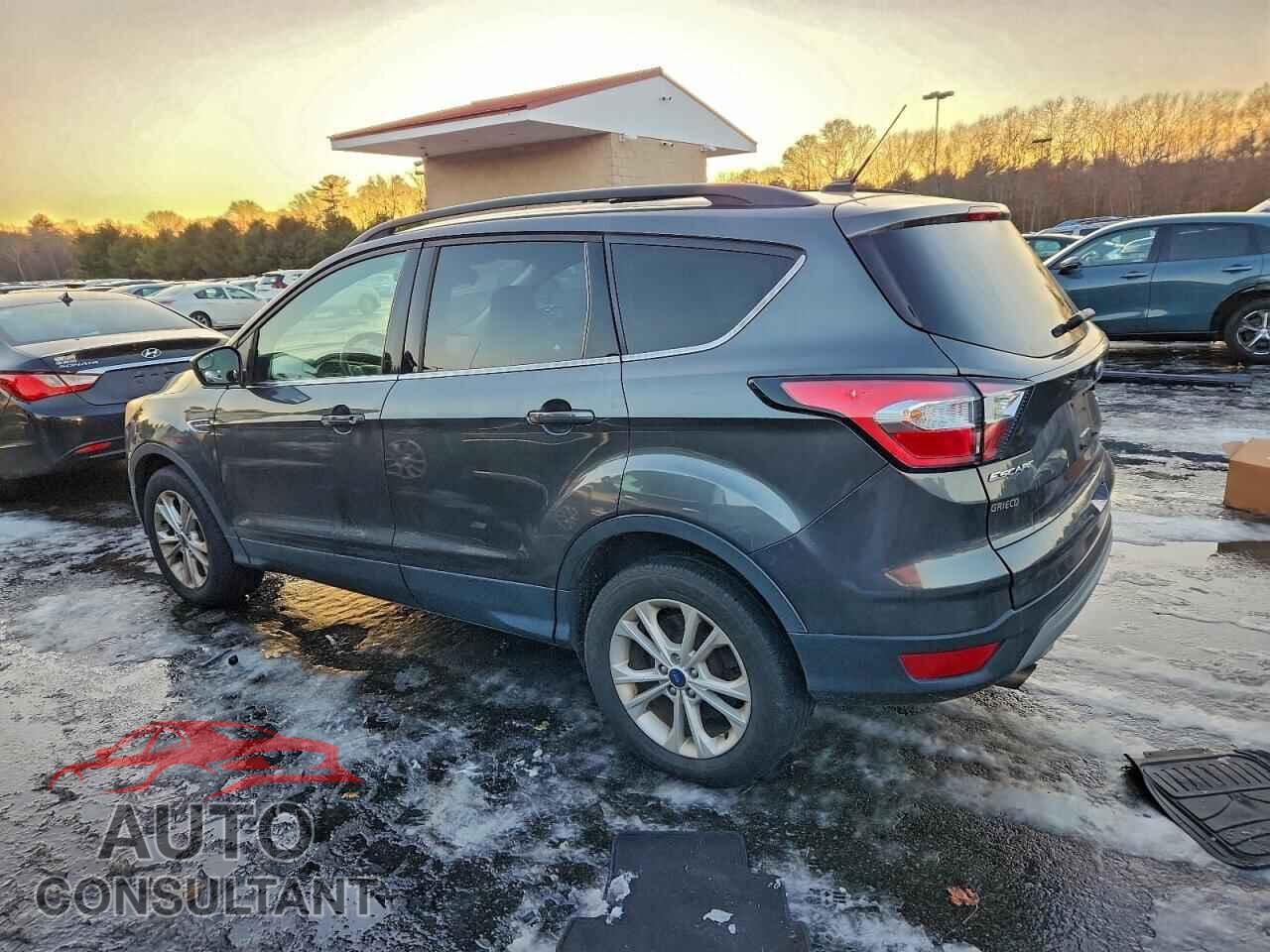 FORD ESCAPE 2018 - 1FMCU9GD4JUB30237