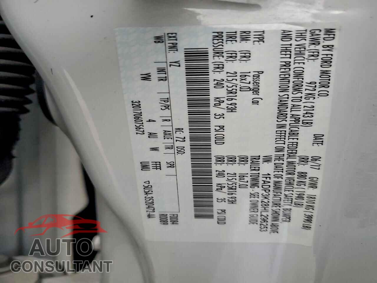 FORD FOCUS 2017 - 1FADP3K28HL296253