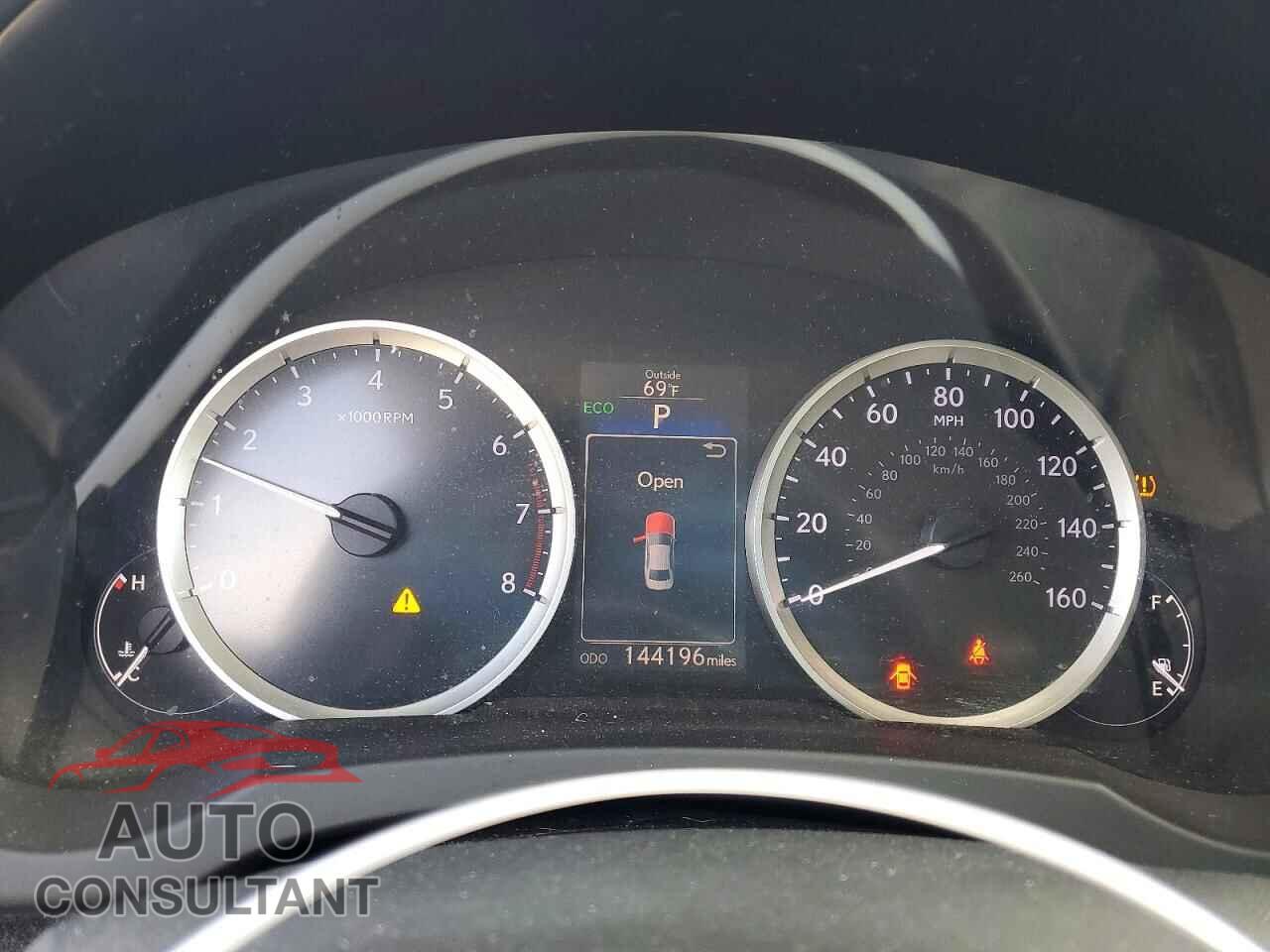 LEXUS IS 2015 - JTHBF1D22F5080128