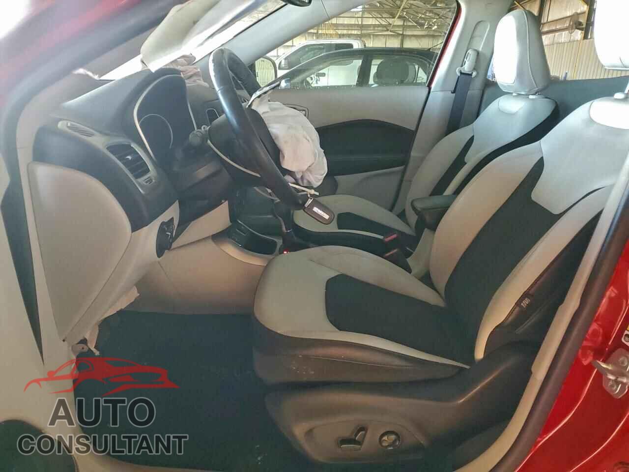 JEEP COMPASS 2019 - 3C4NJCBB8KT616389