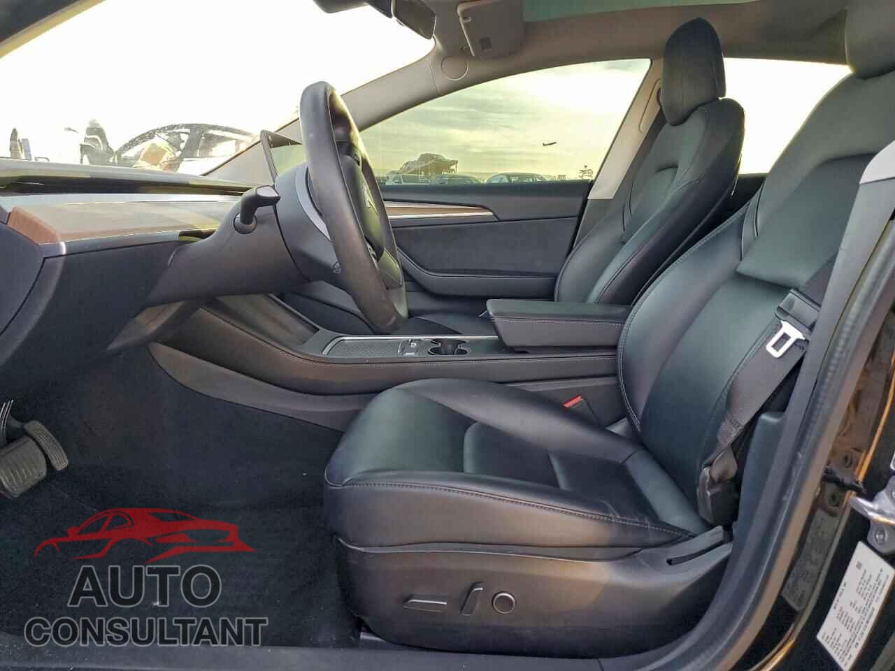 TESLA MODEL 3 2021 - 5YJ3E1EA7MF068440