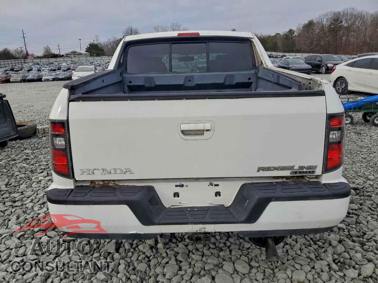 HONDA RIDGELINE 2014 - 5FPYK1F61EB009899