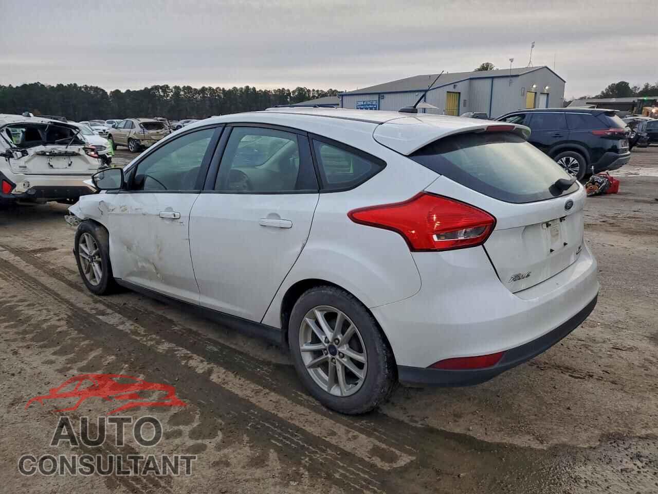 FORD FOCUS 2016 - 1FADP3K27GL283217