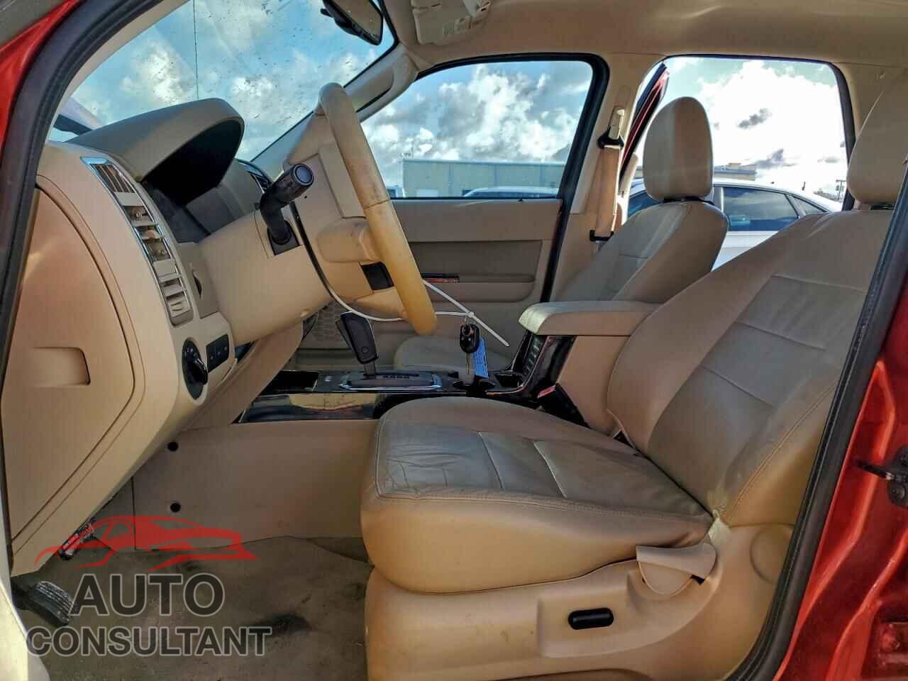 FORD ESCAPE 2012 - 1FMCU9EG3CKB92370