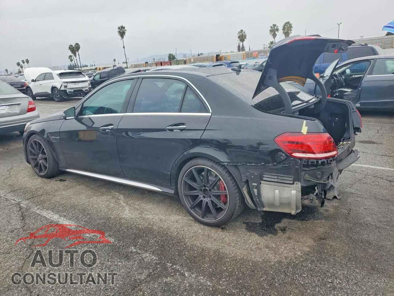 MERCEDES-BENZ E-CLASS 2015 - WDDHF7GB5FB086782