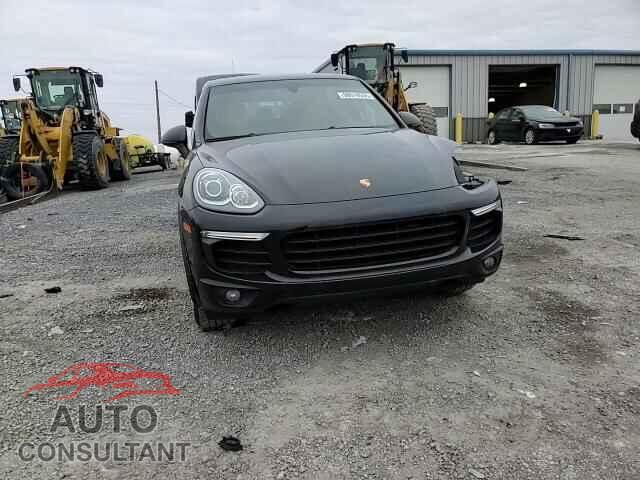 PORSCHE CAYENNE 2016 - WP1AA2A20GKA36961
