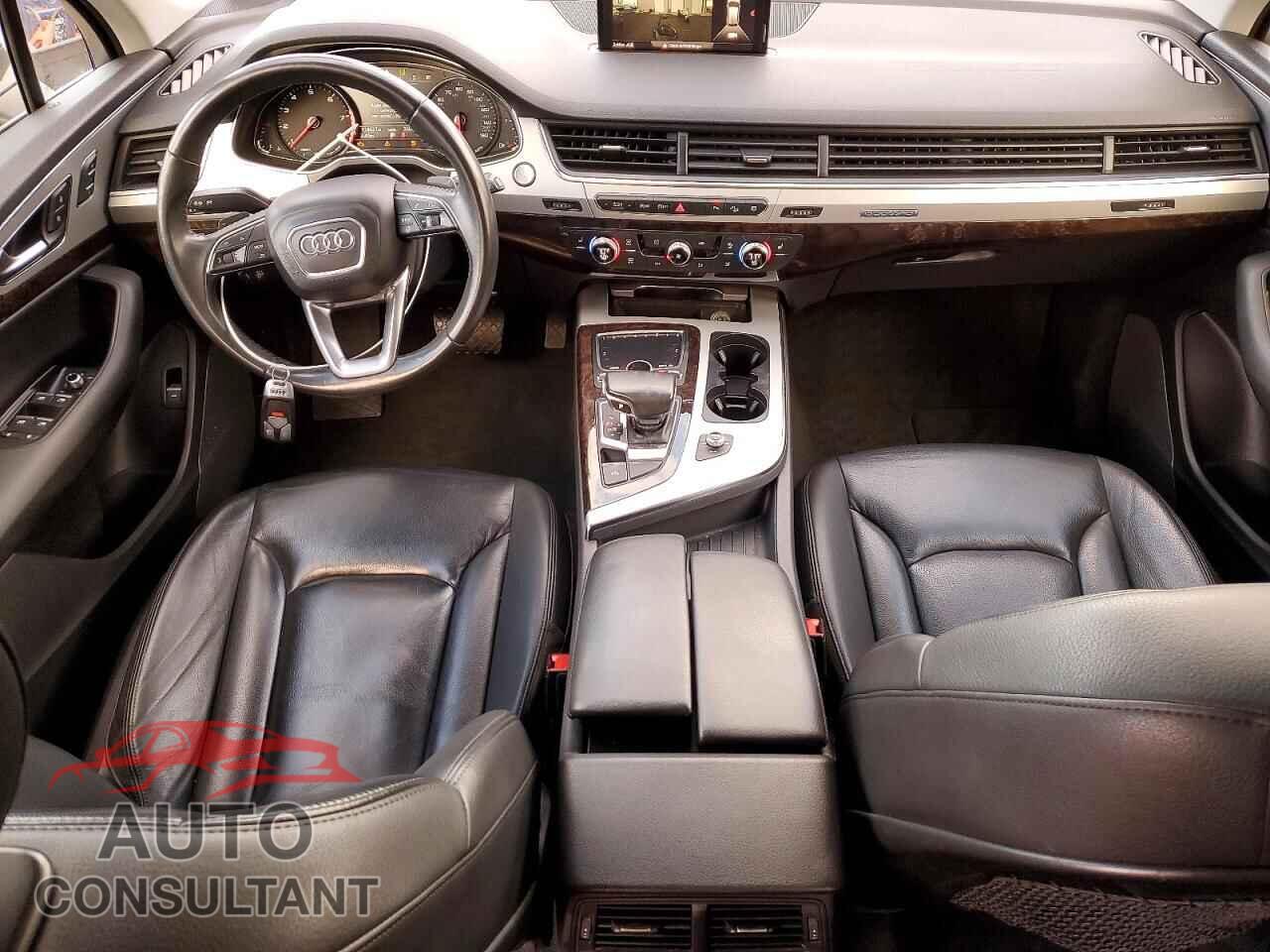 AUDI Q7 2019 - WA1AHAF73KD036097