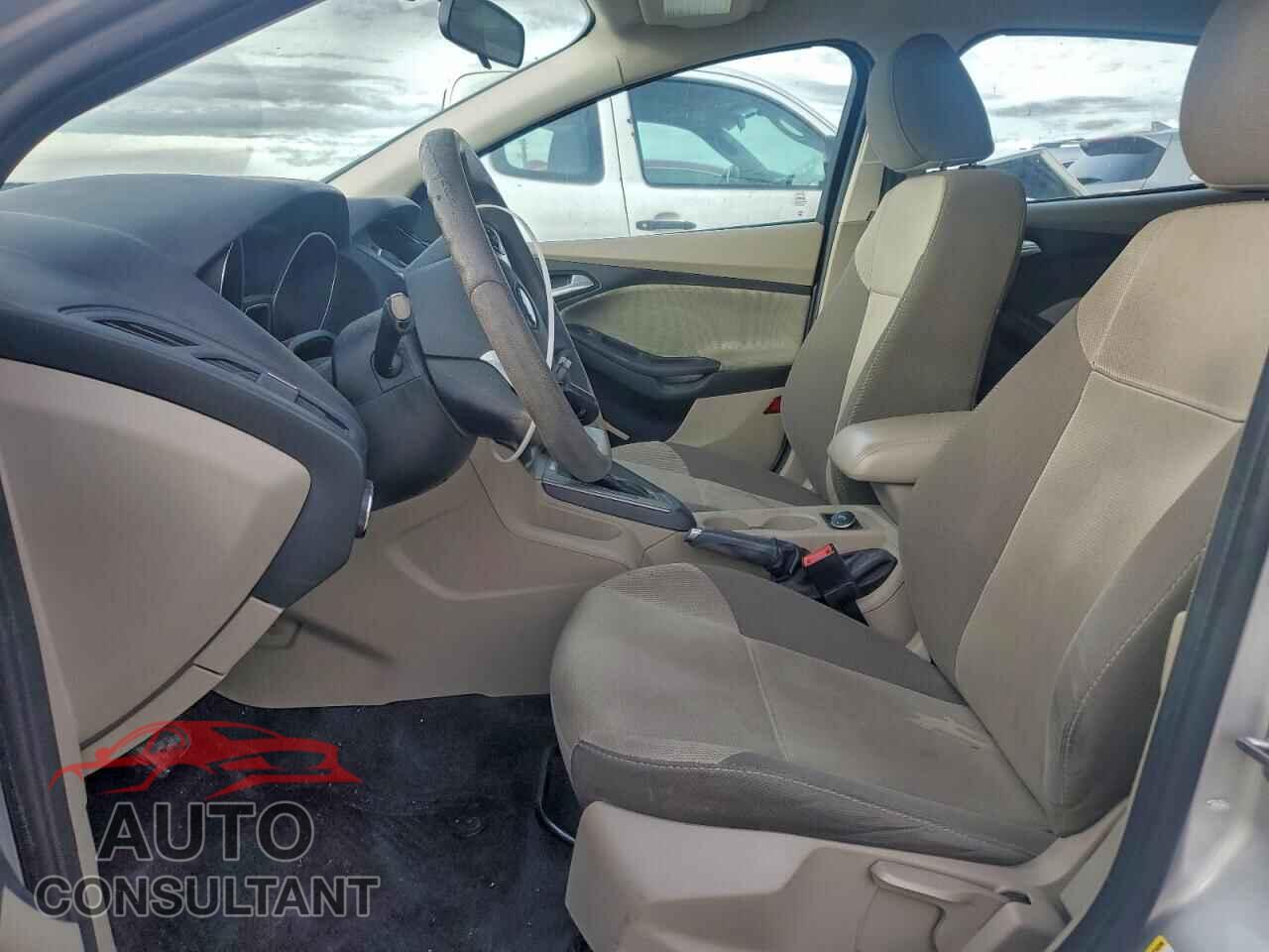 FORD FOCUS 2014 - 1FADP3K25EL271600