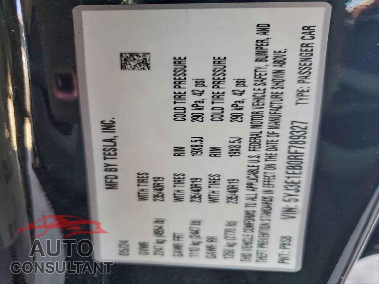 TESLA MODEL 3 2024 - 5YJ3E1EB0RF789327
