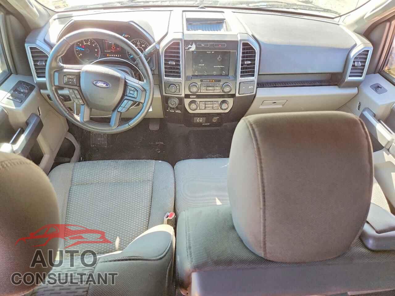 FORD F-150 2017 - 1FTEW1CF2HKC10304