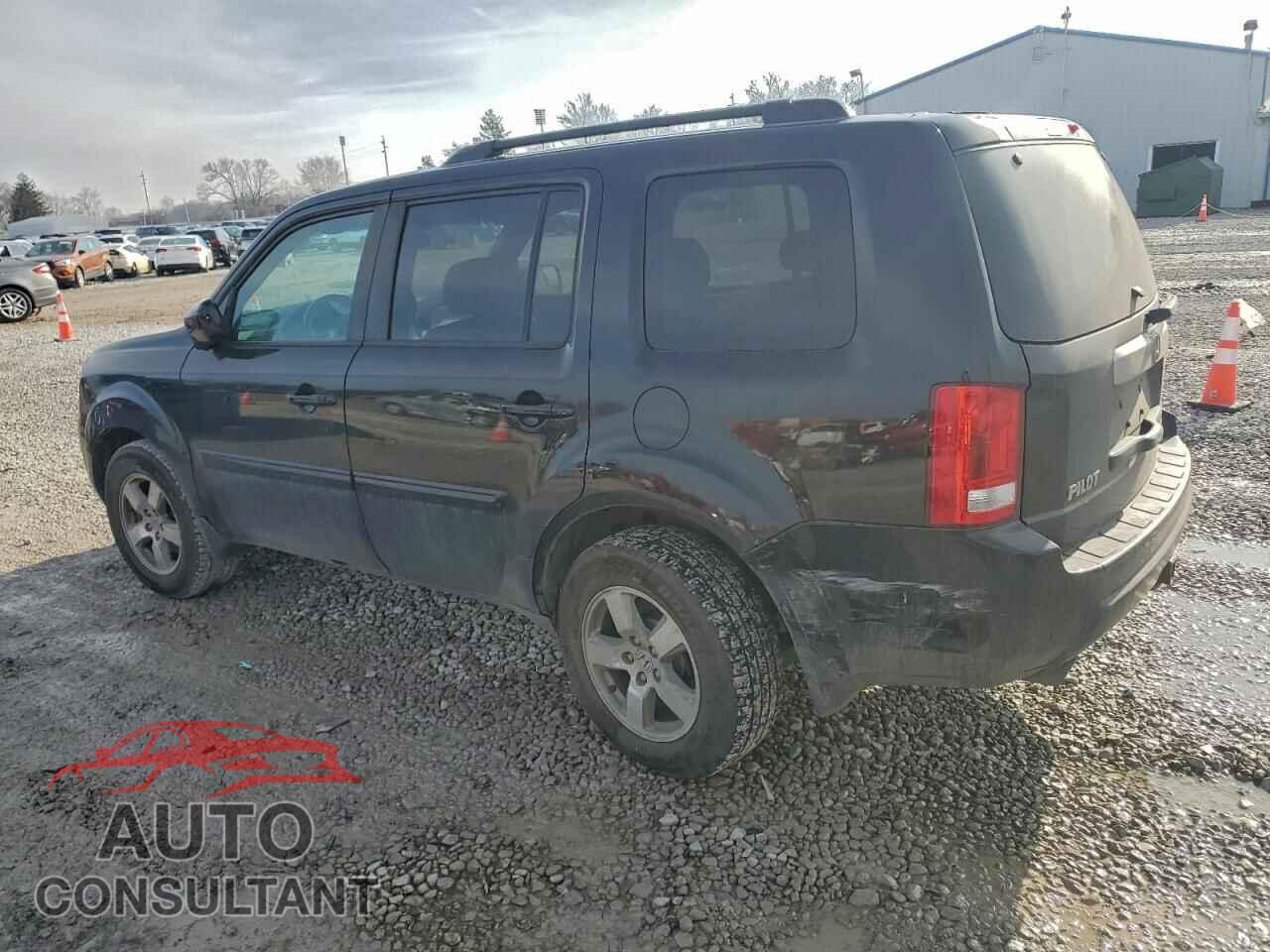 HONDA PILOT 2011 - 5FNYF4H71BB086305