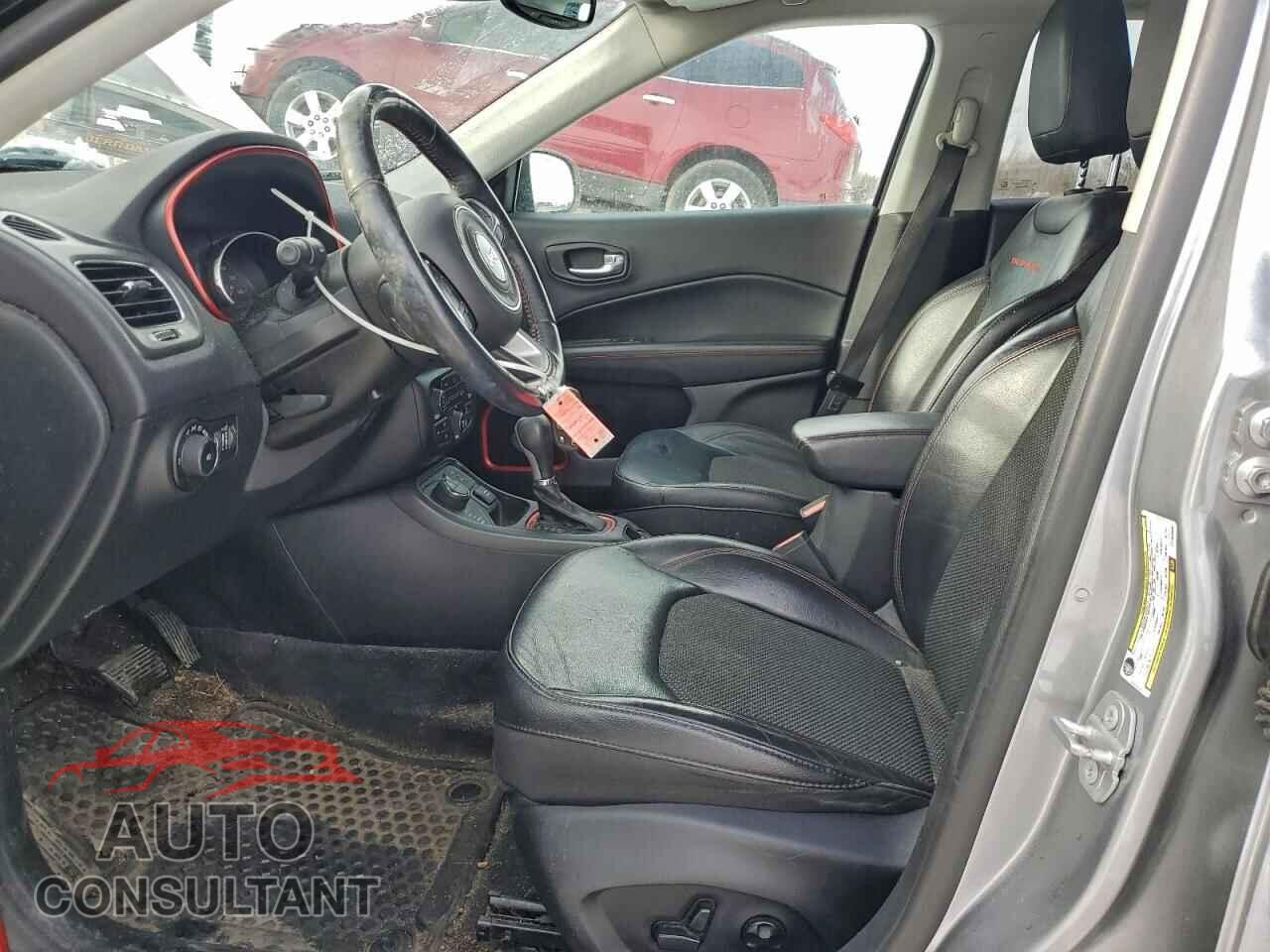 JEEP COMPASS 2018 - 3C4NJDDB7JT163688