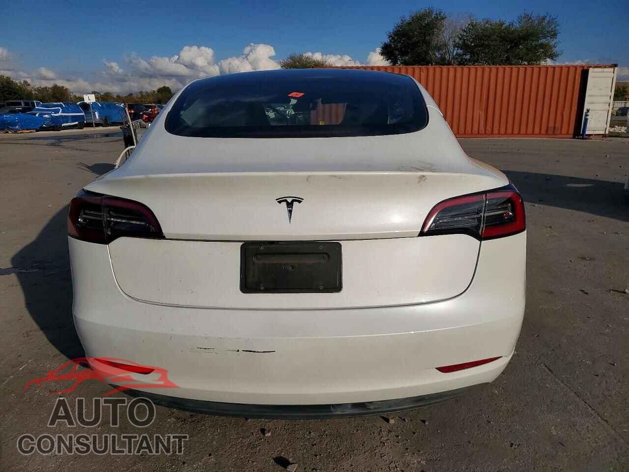TESLA MODEL 3 2023 - 5YJ3E1EA4PF590334