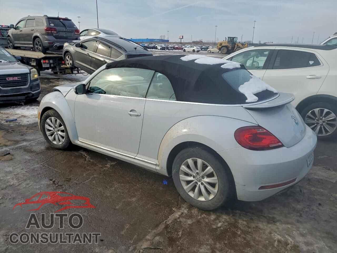 VOLKSWAGEN BEETLE 2017 - 3VW517ATXHM810875