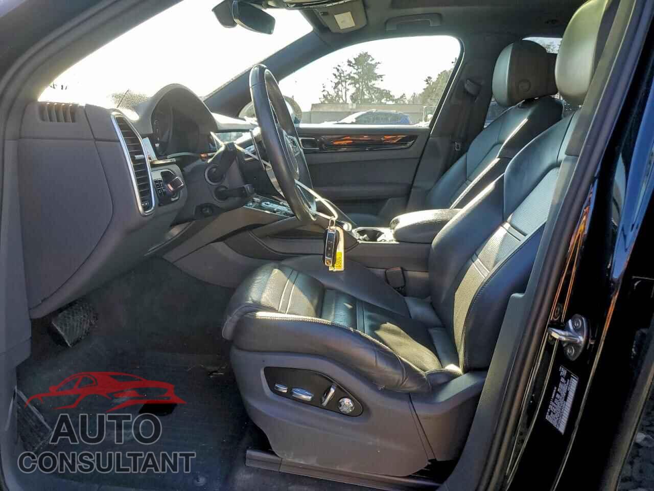 PORSCHE CAYENNE 2020 - WP1AA2AY7LDA03832