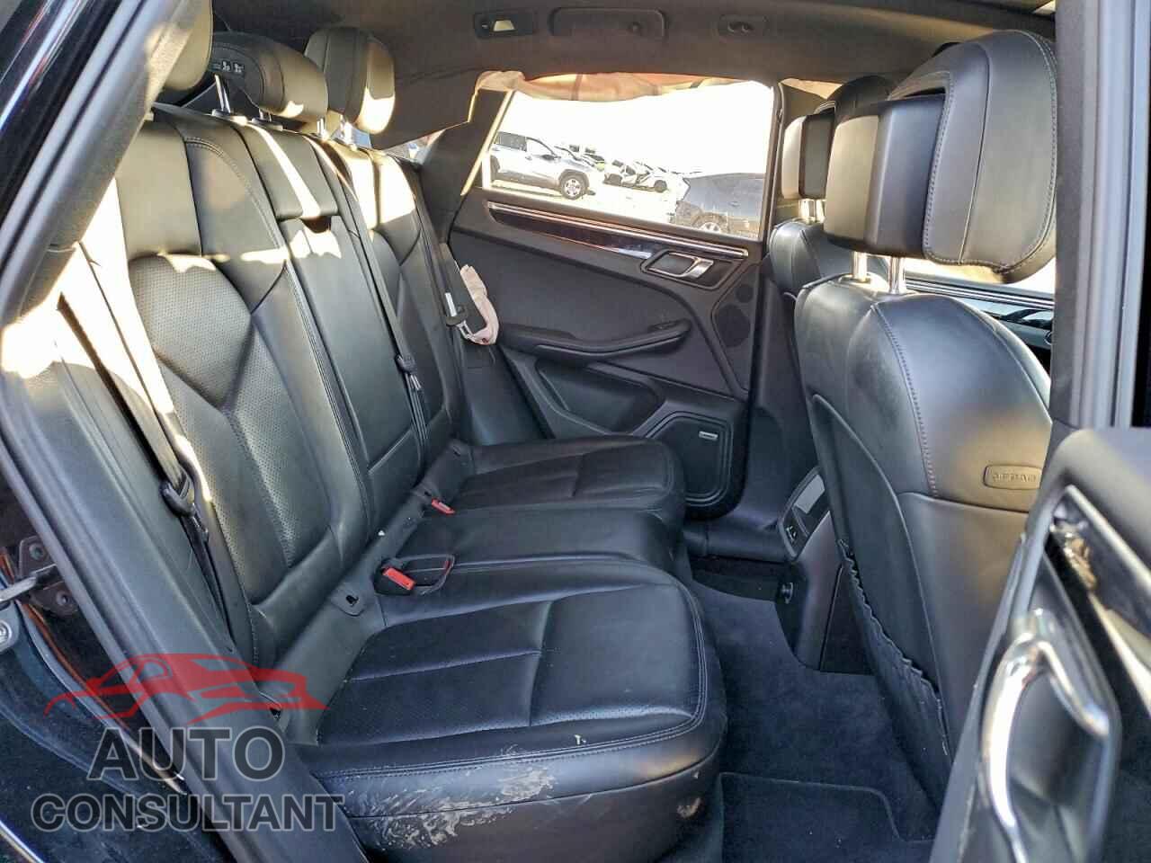 PORSCHE MACAN 2015 - WP1AB2A55FLB42046