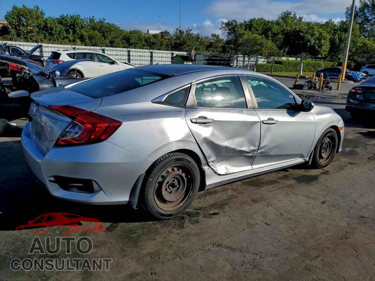 HONDA CIVIC 2018 - 19XFC2F60JE023439