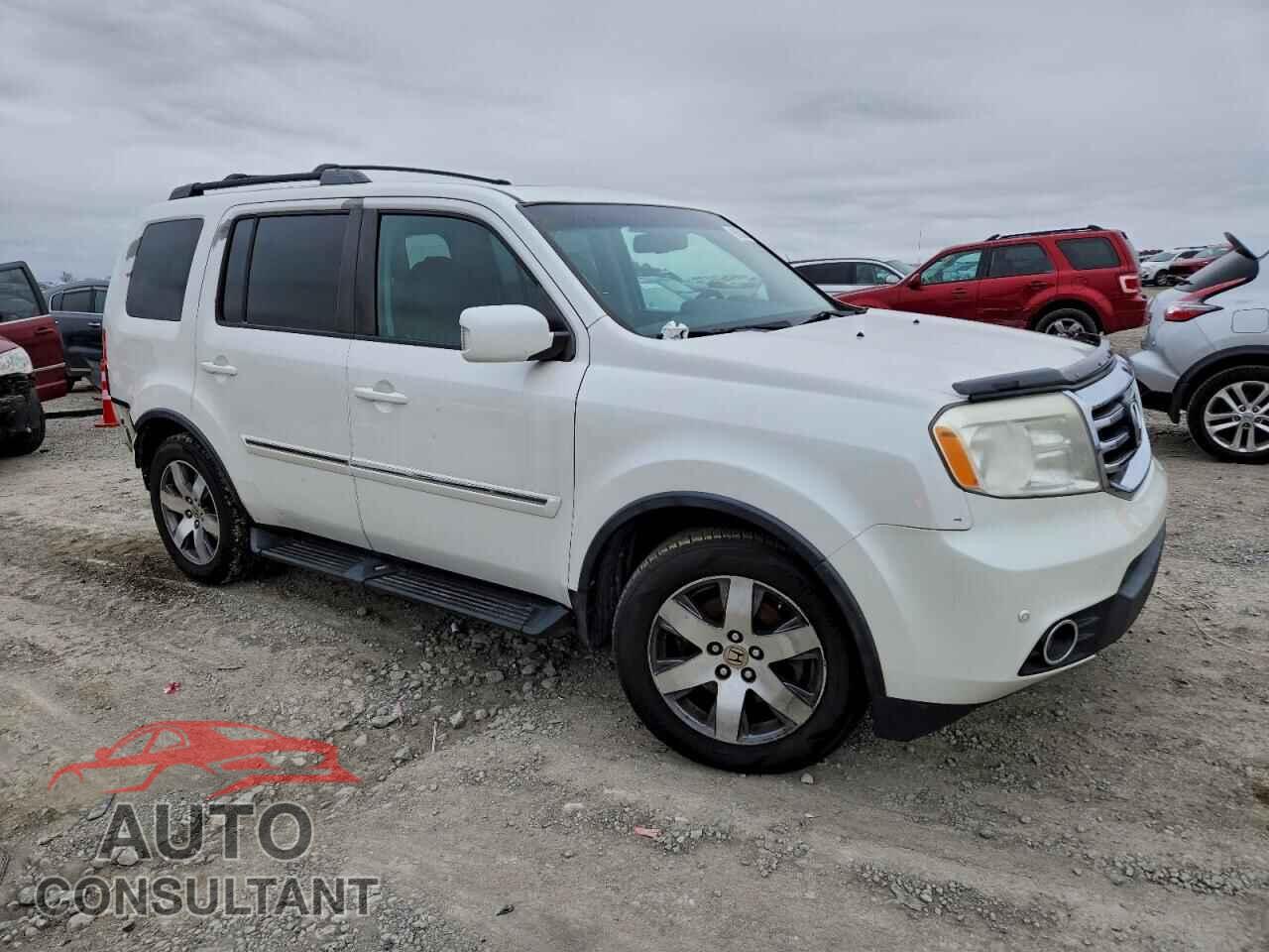 HONDA PILOT 2013 - 5FNYF4H98DB061860