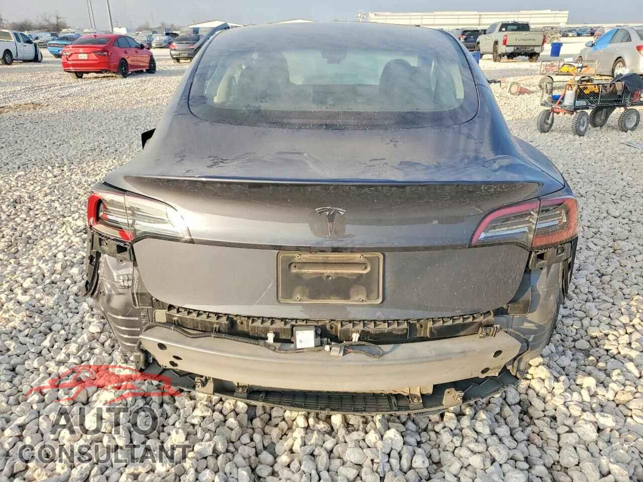TESLA MODEL 3 2023 - 5YJ3E1EA2PF676712