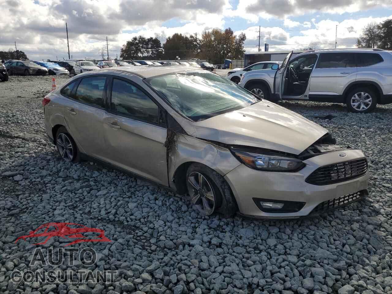 FORD FOCUS 2018 - 1FADP3FE0JL208578