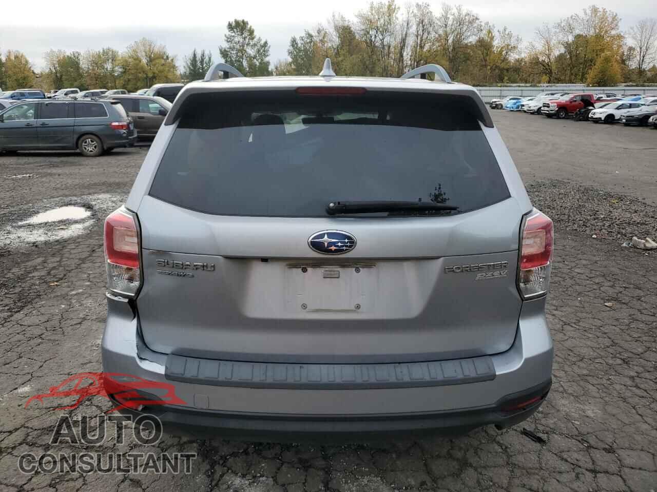 SUBARU FORESTER 2017 - JF2SJAEC2HH415639