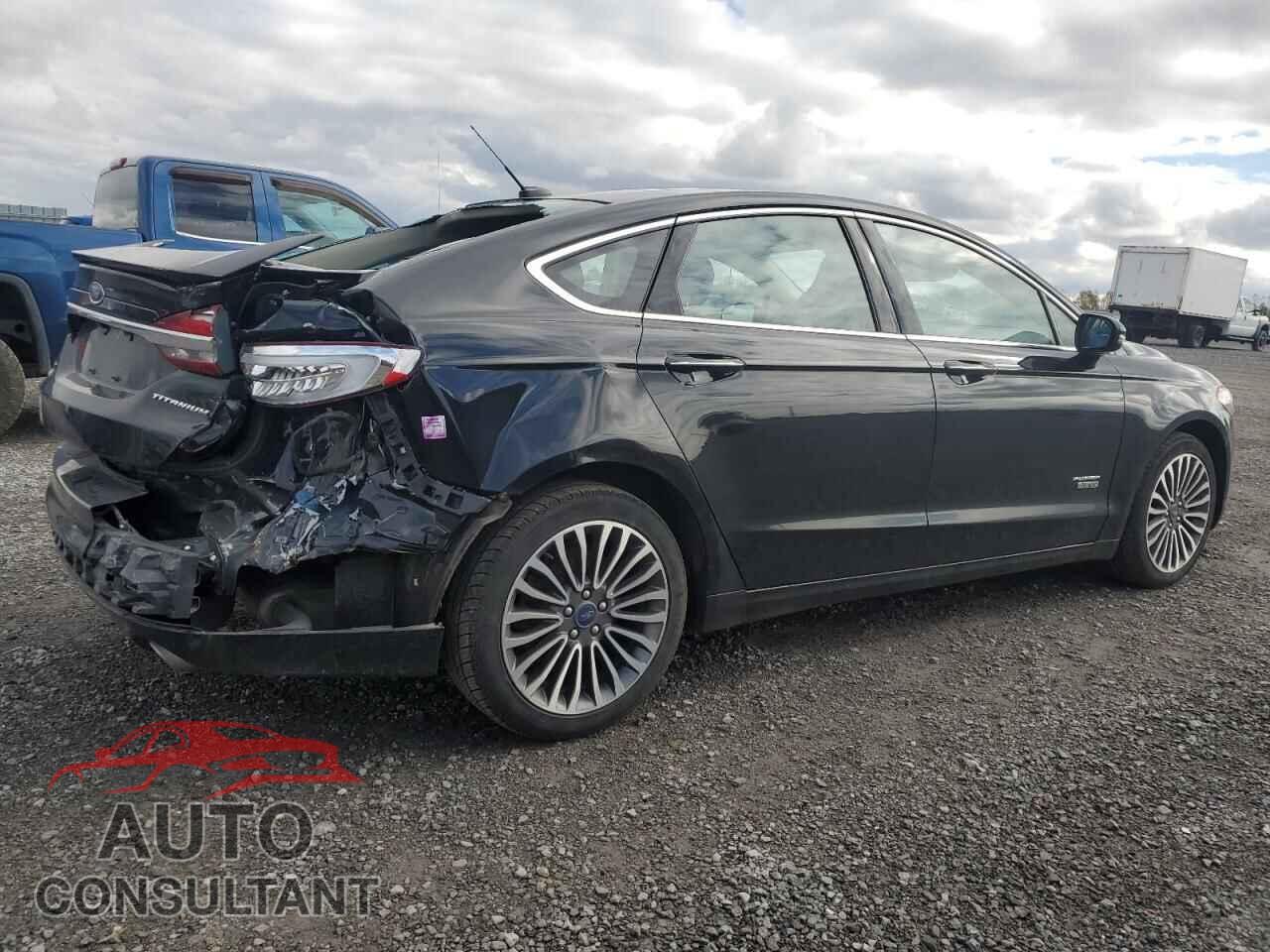 FORD FUSION 2018 - 3FA6P0SU7JR282702