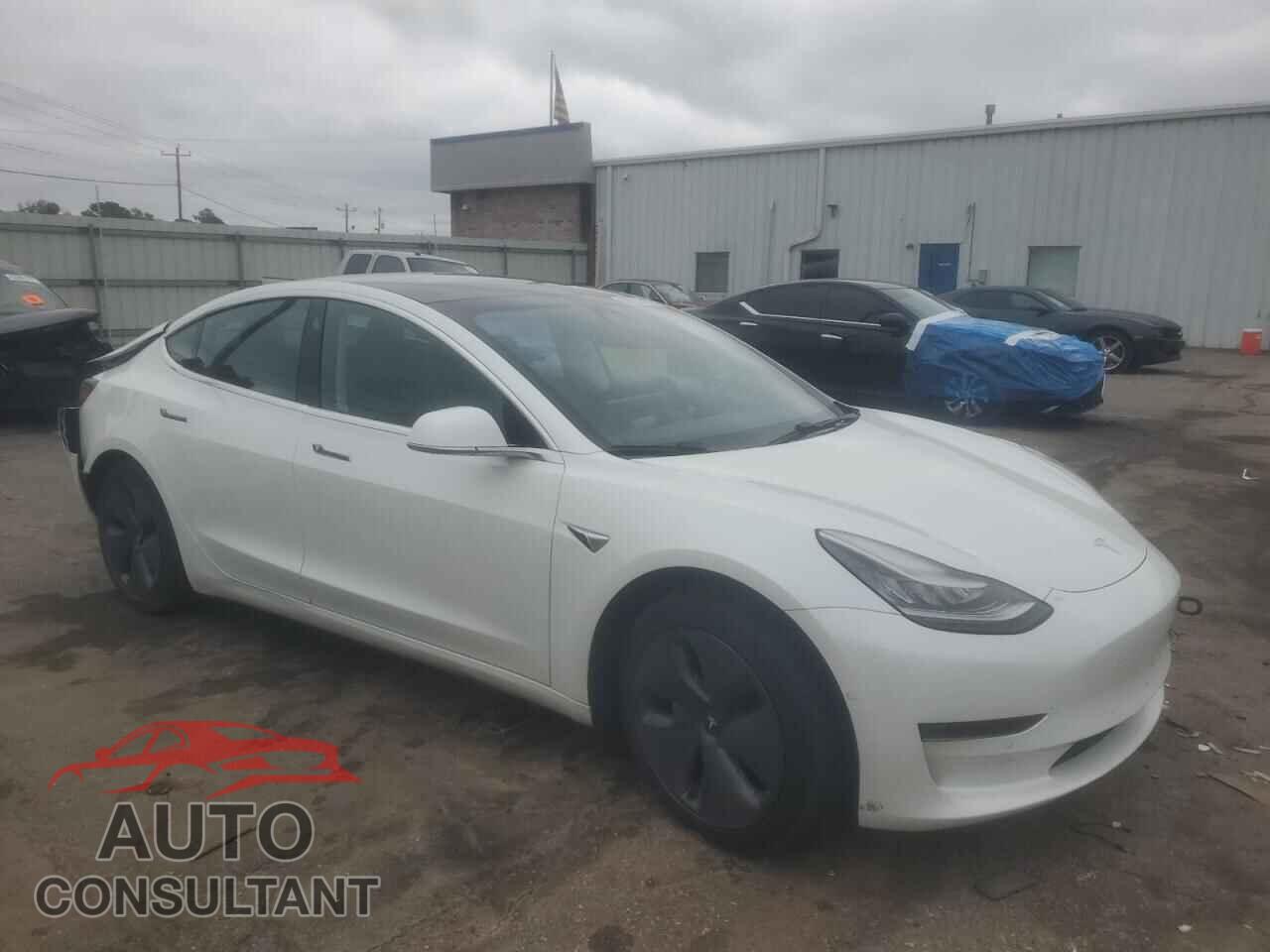 TESLA MODEL 3 2020 - 5YJ3E1EA3LF784329
