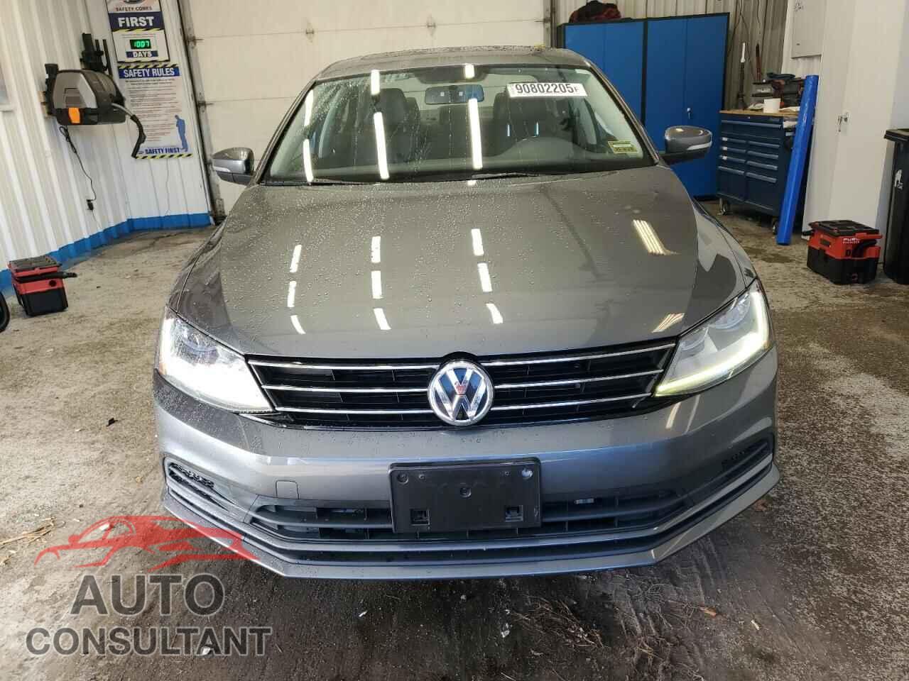 VOLKSWAGEN JETTA 2017 - 3VWDB7AJ4HM292429