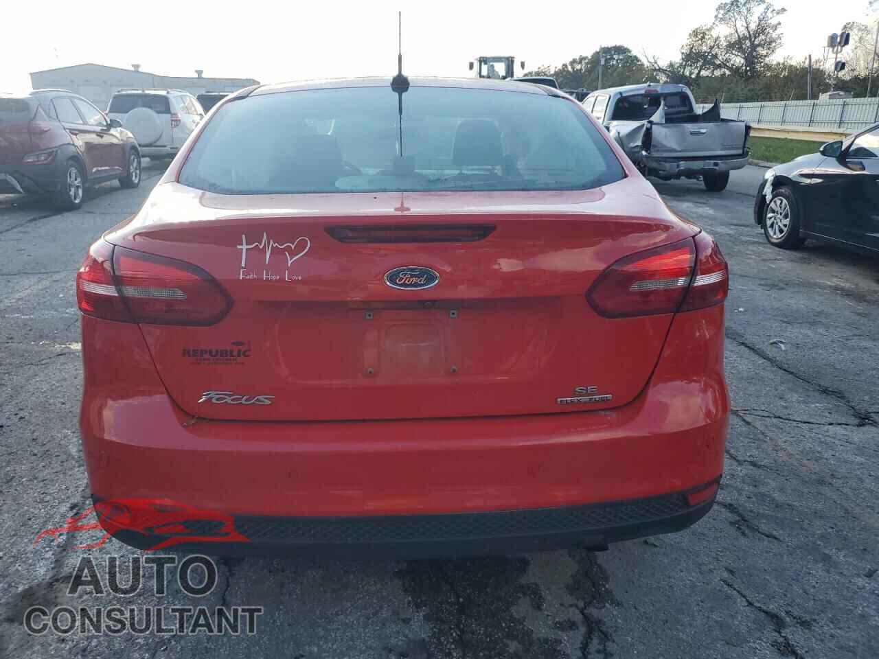 FORD FOCUS 2016 - 1FADP3F25GL405101
