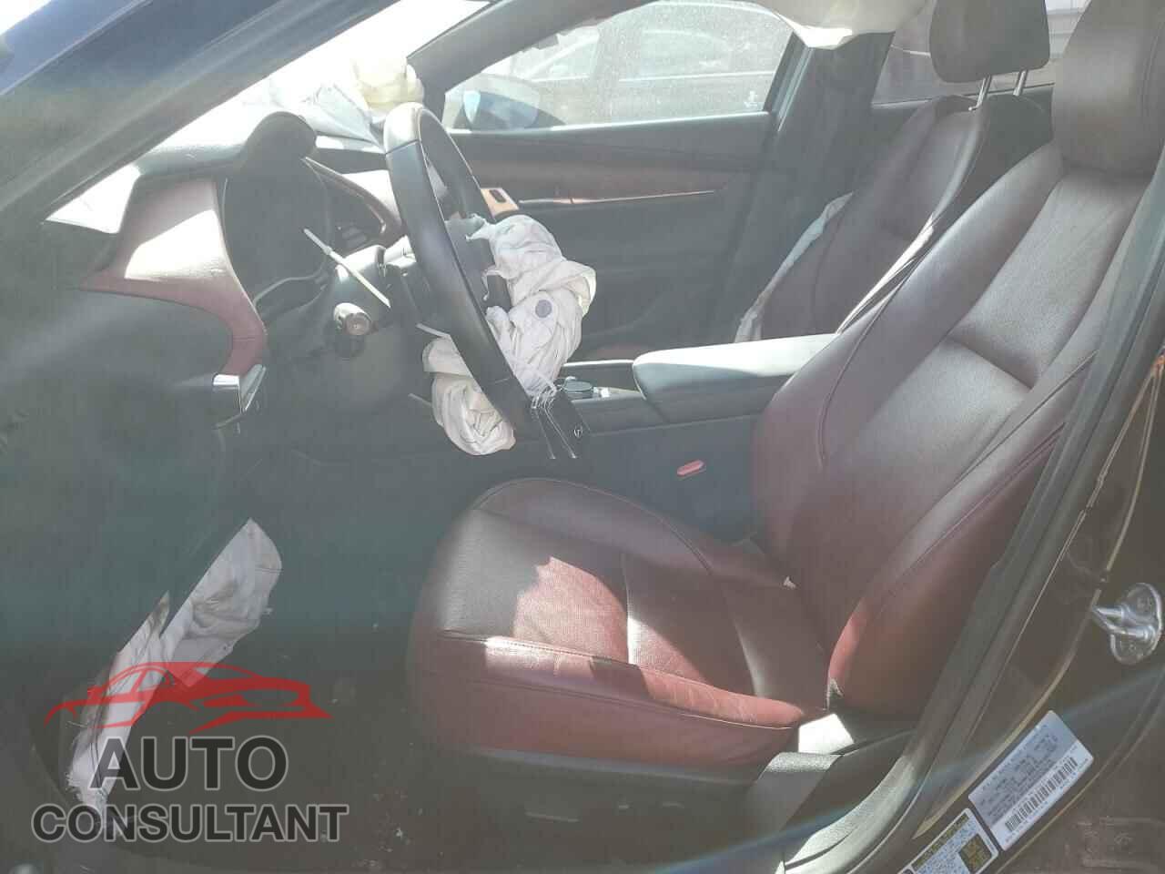 MAZDA 3 2021 - JM1BPBML9M1302391