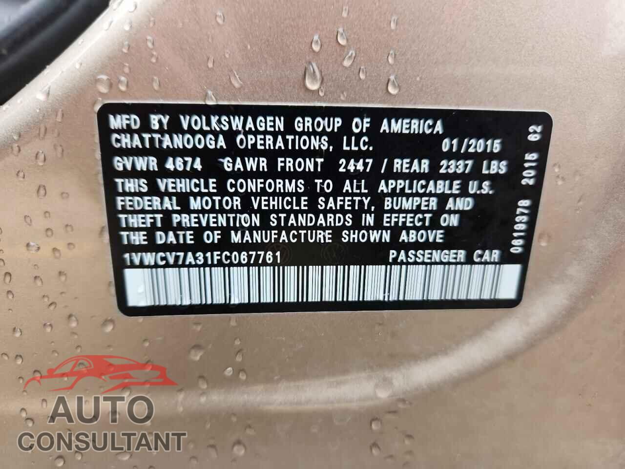 VOLKSWAGEN PASSAT 2015 - 1VWCV7A31FC067761