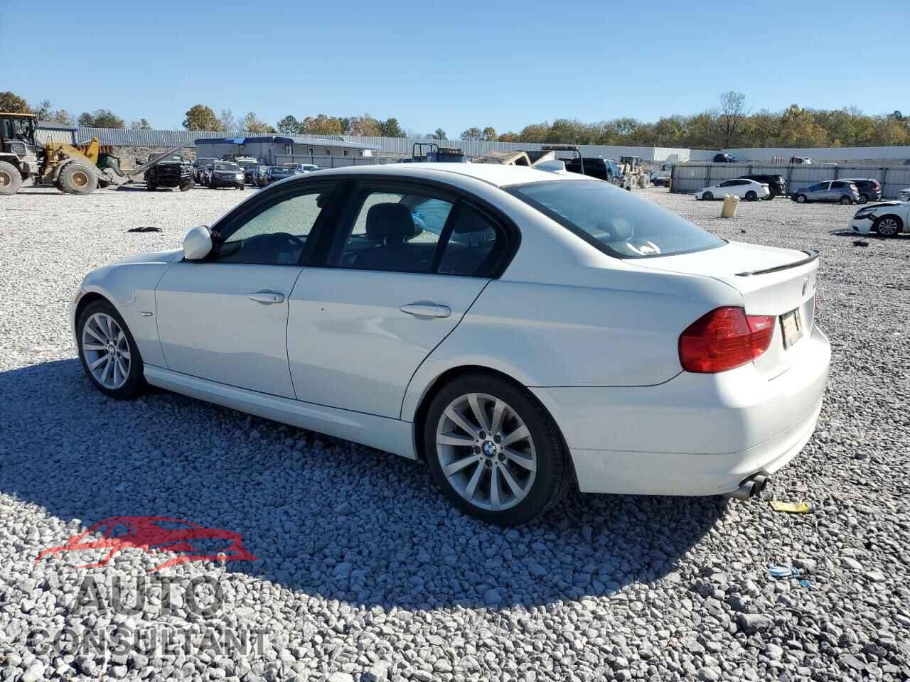 BMW 3 SERIES 2011 - WBAPH7C55BE682058