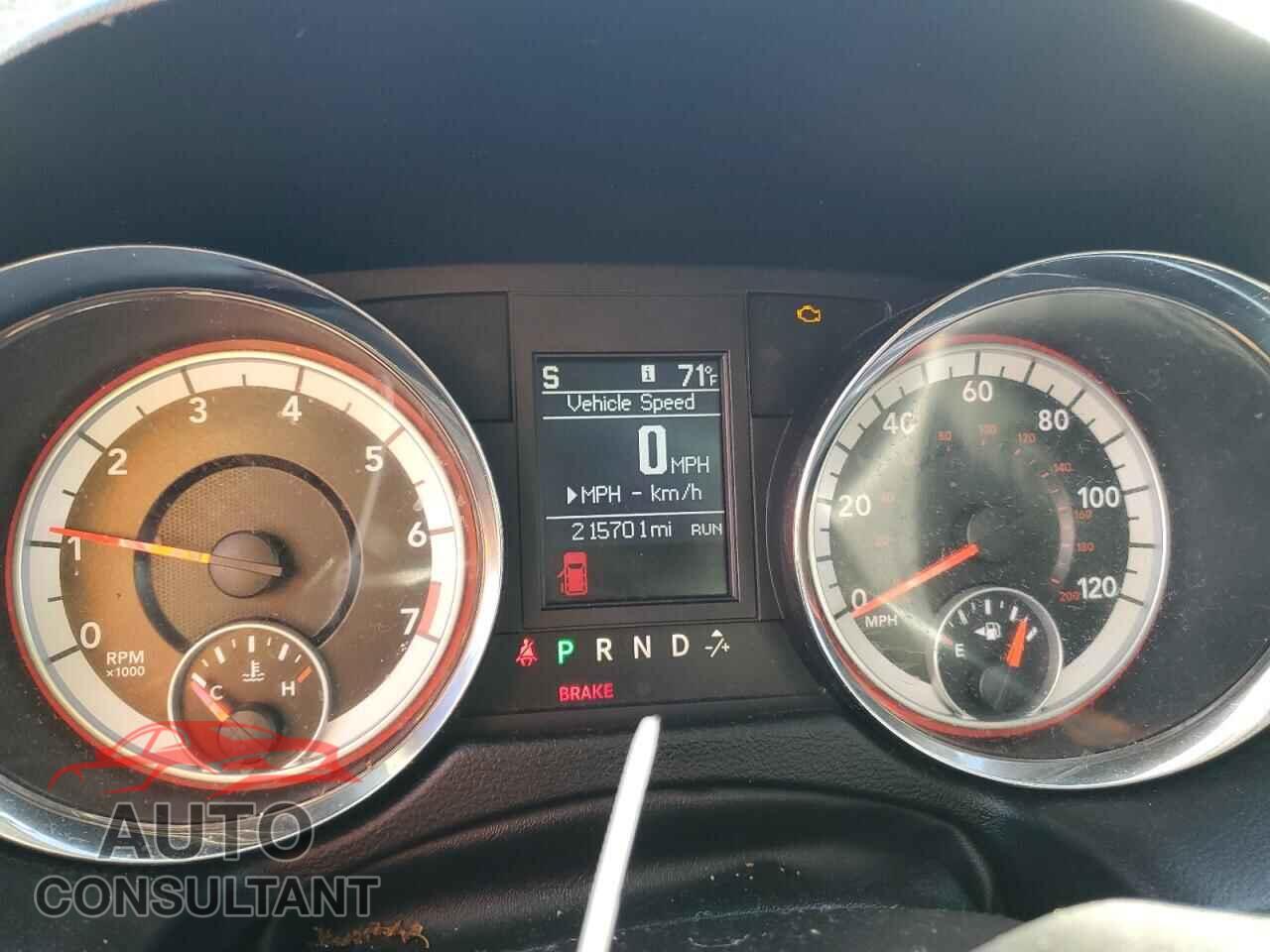 DODGE CARAVAN 2011 - 2D4RN5DG7BR751007