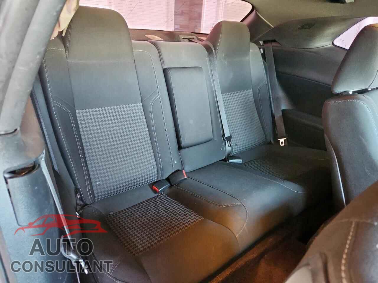 DODGE CHALLENGER 2017 - 2C3CDZAG8HH555243