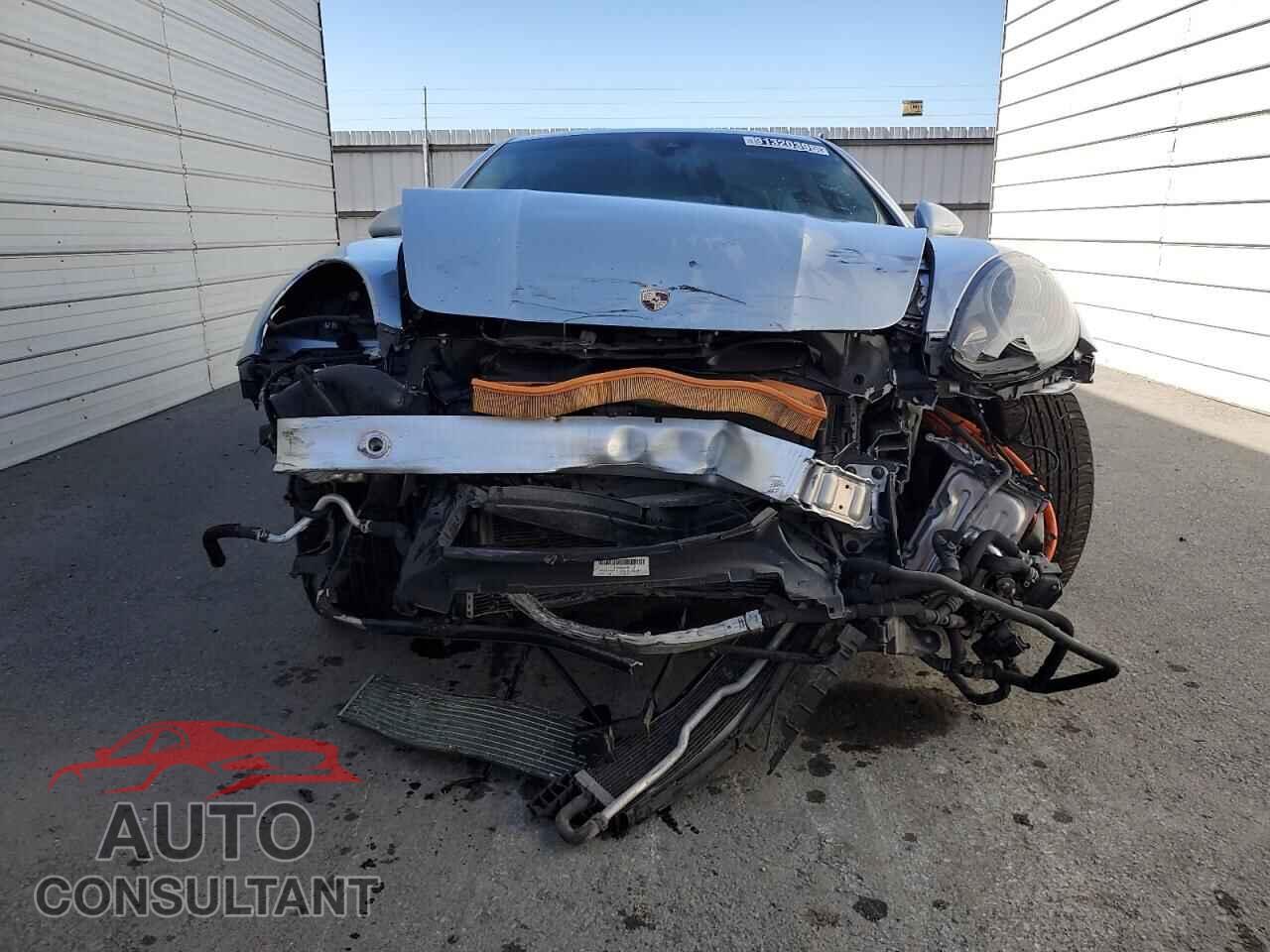 PORSCHE PANAMERA 2015 - WP0AD2A78FL040317