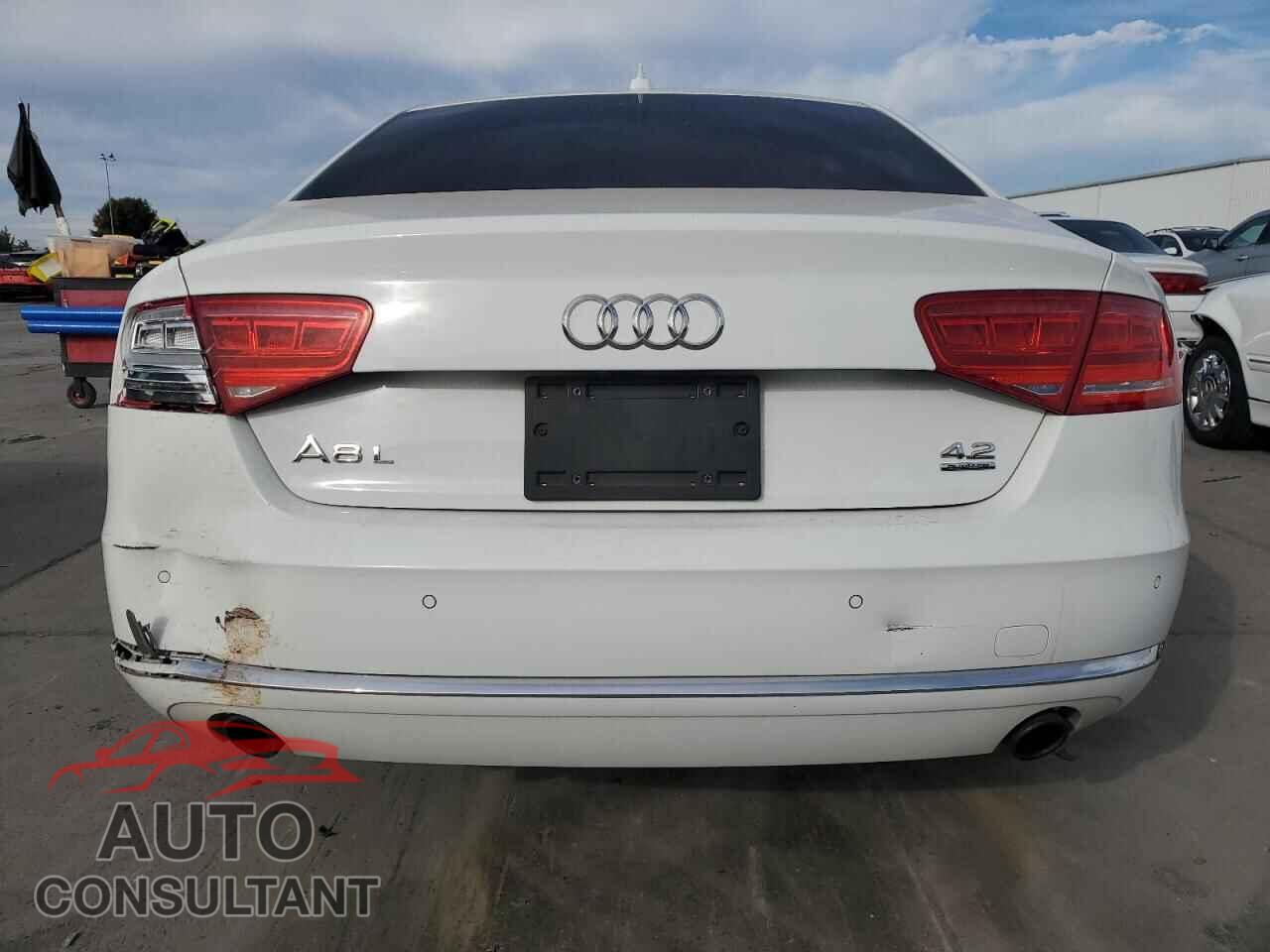 AUDI A8 2011 - WAURVAFD0BN021913