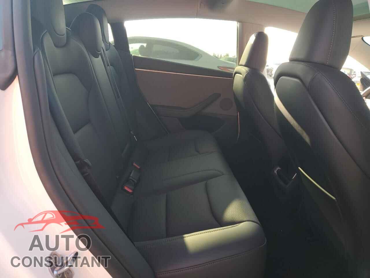 TESLA MODEL 3 2025 - 5YJ3E1EA7SF034222