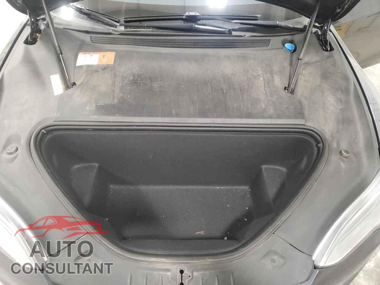 TESLA MODEL S 2017 - 5YJSA1E2XHF189744