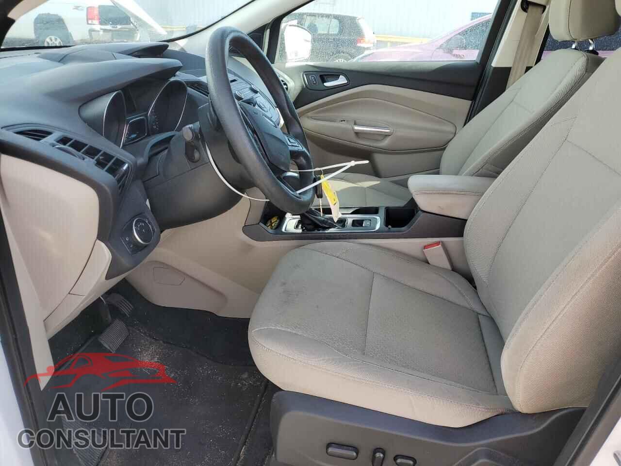 FORD ESCAPE 2017 - 1FMCU9GD7HUB29982