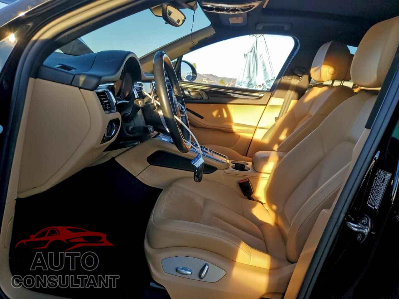 PORSCHE MACAN 2018 - WP1AA2A51JLB18211