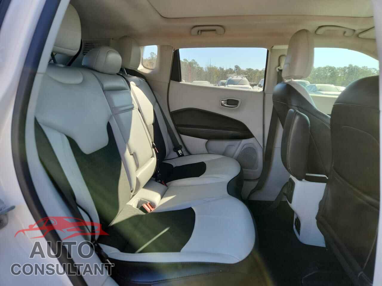 JEEP COMPASS 2019 - 3C4NJCBB5KT615989